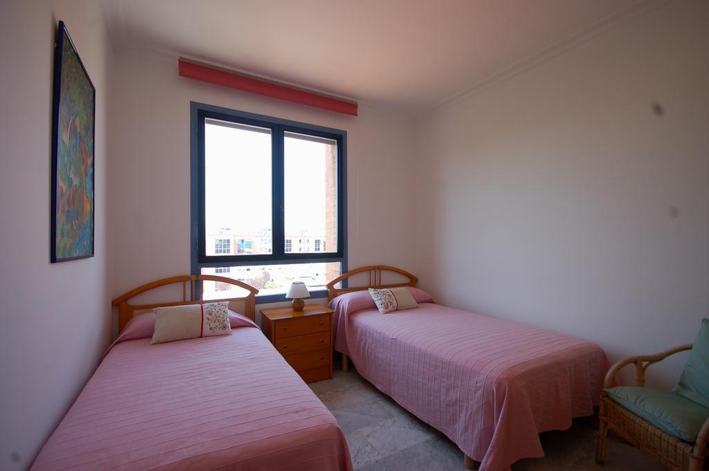 Lets Holidays Apartment Sea Views In Barcelona Zimmer foto