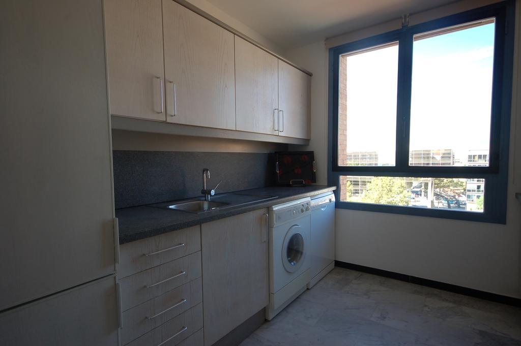 Lets Holidays Apartment Sea Views In Barcelona Zimmer foto